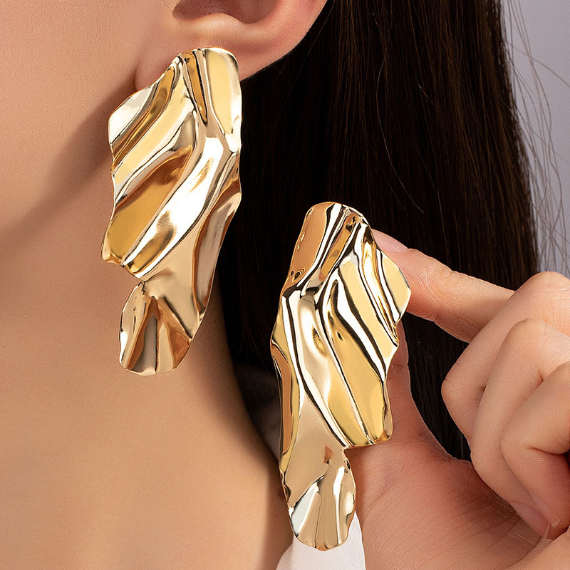 Vintage Fashion Magazine - Grandes boucles d'oreilles géométriques en feuille