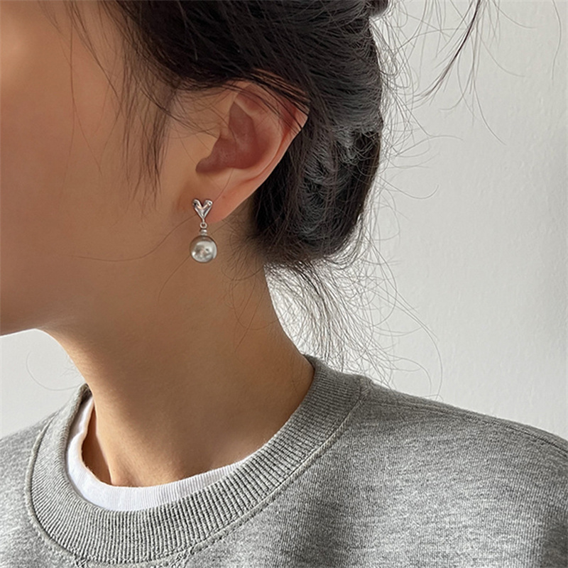 Boucles d'oreilles pendantes e - Vintage Fashion Jewelry Brands avis et prix