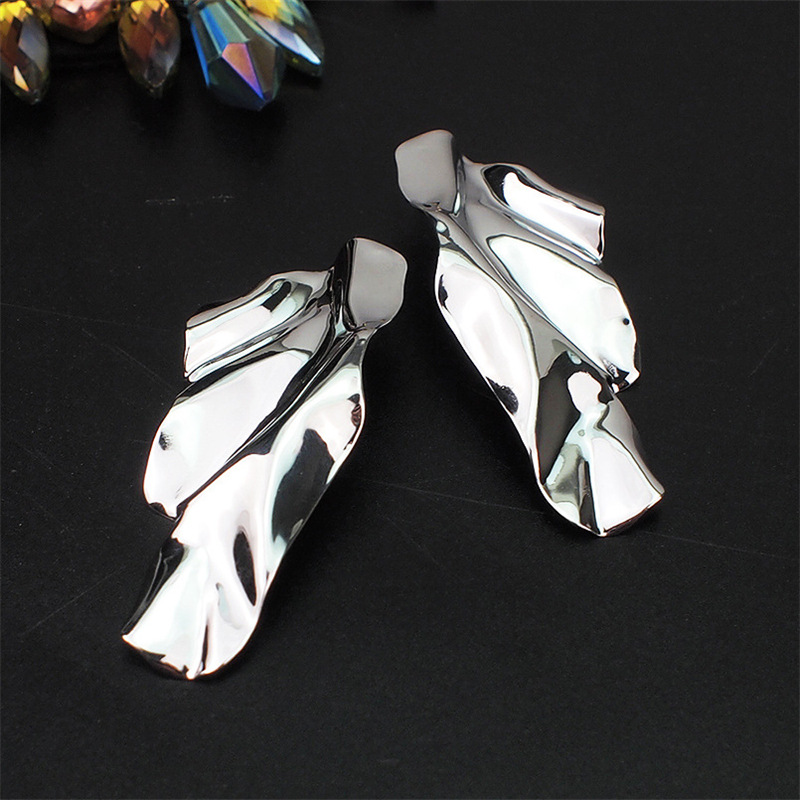 Grandes boucles d'oreilles géo - Vintage Fashion Magazine avis et prix