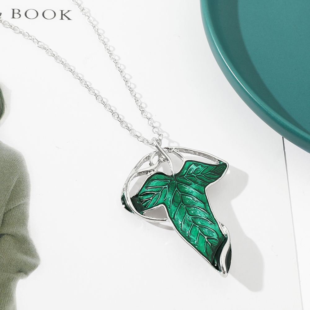 Collier pendentif feuille vert - Vintage Fashion Ai avis et prix