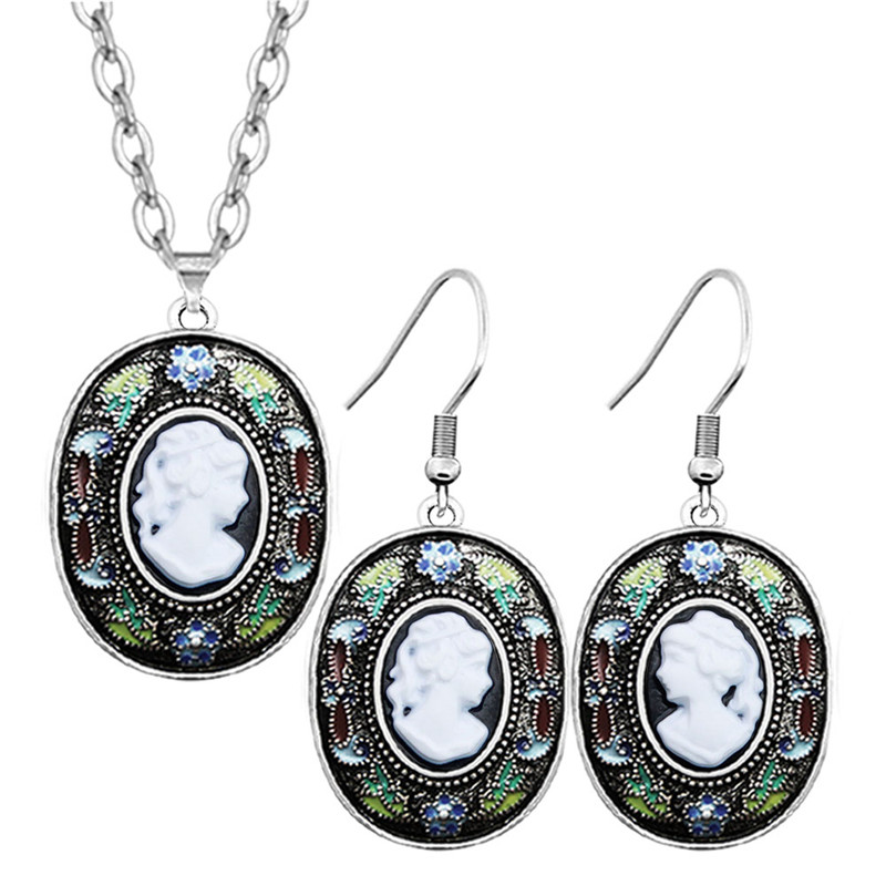 Lady Queen Cameo Ensembles pou - Vintage Fashion Queen avis et prix