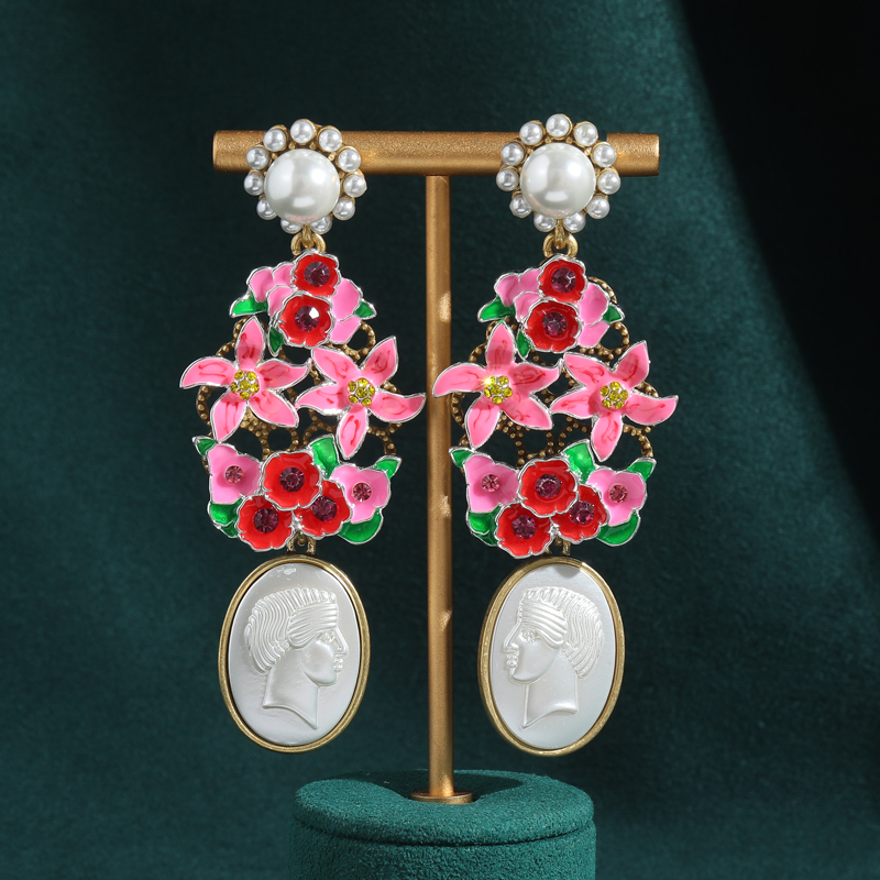 Boucles d'oreilles pendantes v - Vintage Fashion Jewelry Brands avis et prix