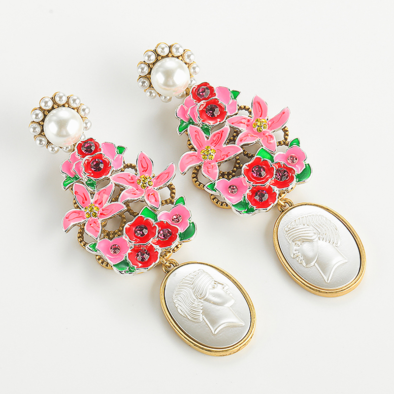 Boucles d'oreilles pendantes v - Vintage Fashion Jewelry Brands avis et prix
