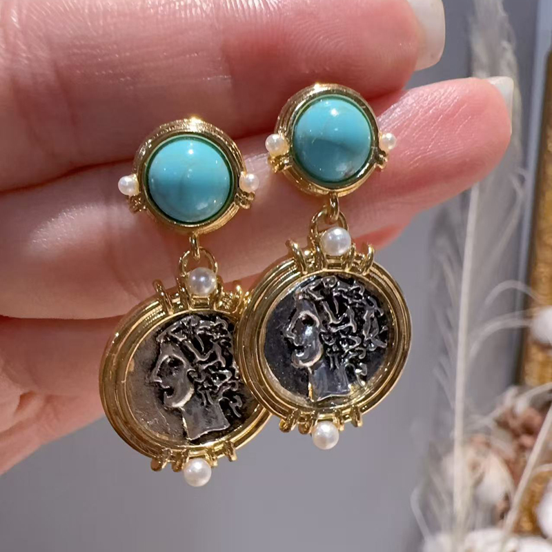 Boucles d'oreilles pendantes v - Vintage Fashion Jewelry Brands avis et prix